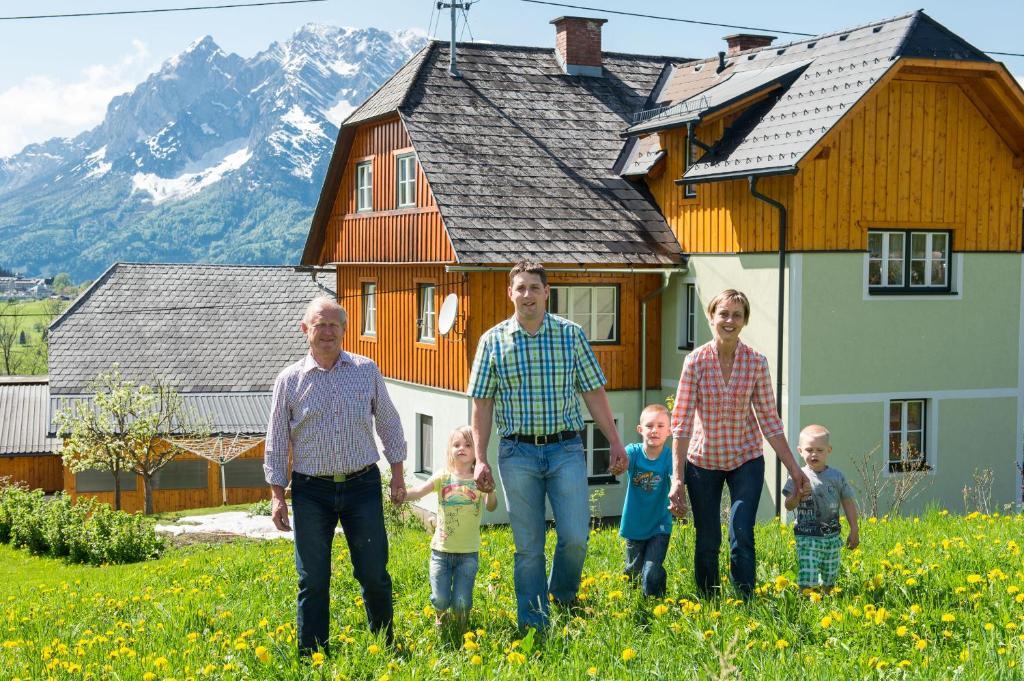 아이겐임엔스탈 Huettstaedterhof Familie Poetsch 빌라 외부 사진